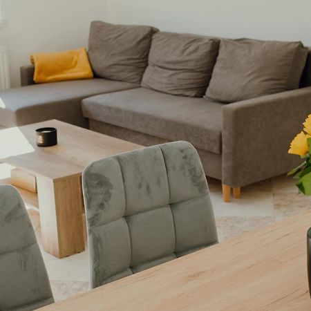 Apartman Emily ブレズノ エクステリア 写真